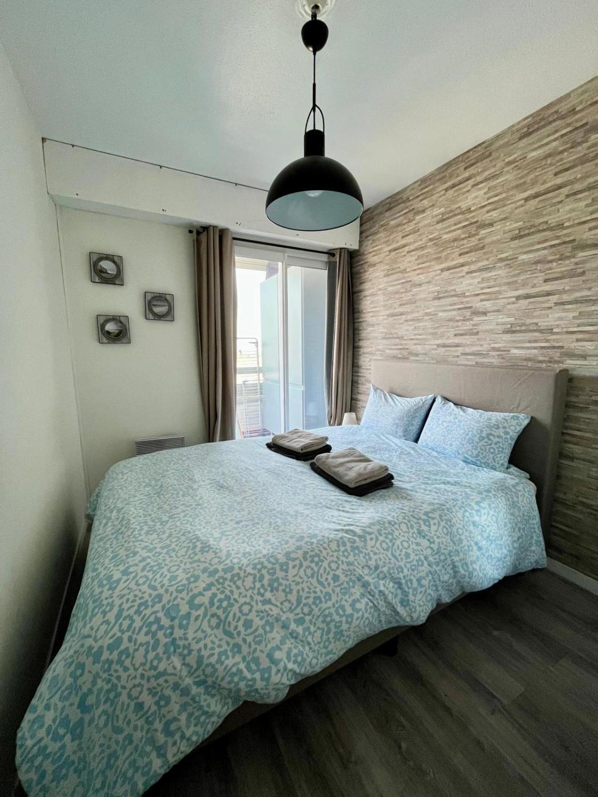 Appartement Vue Mer Et Marina, Loggia - Parking 쿠르쇨 쉬르 메르 외부 사진