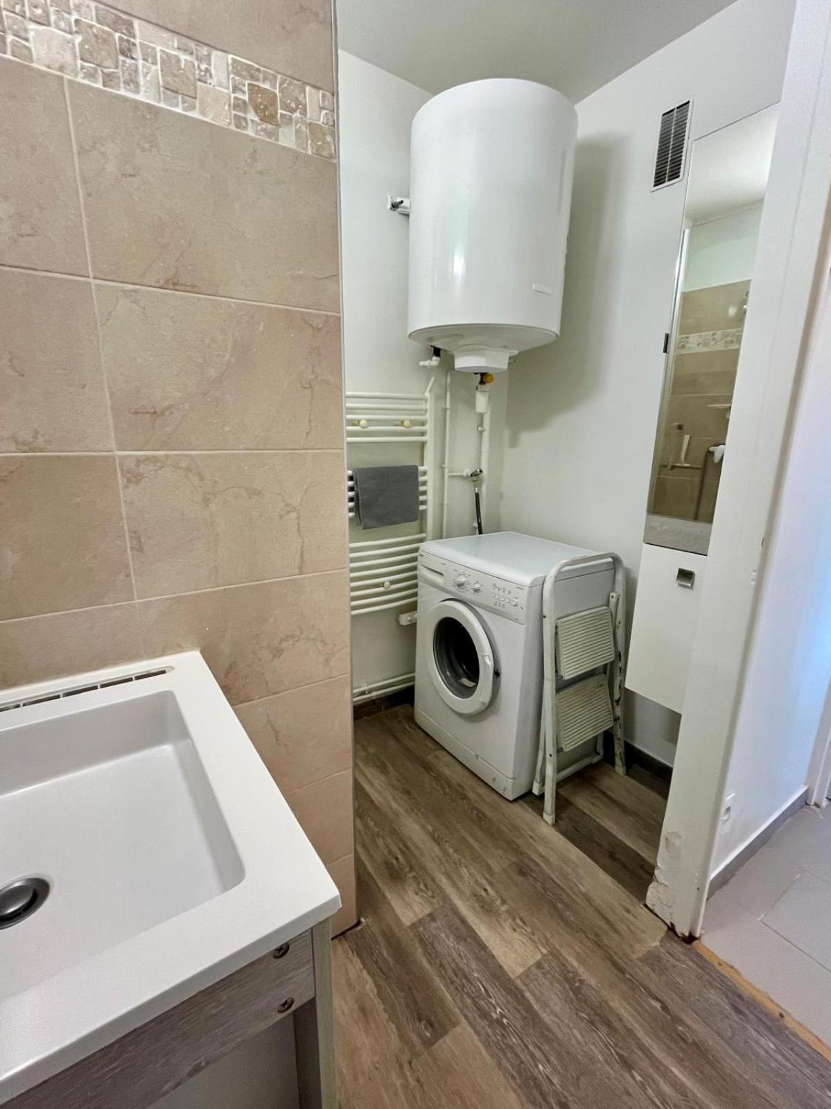 Appartement Vue Mer Et Marina, Loggia - Parking 쿠르쇨 쉬르 메르 외부 사진