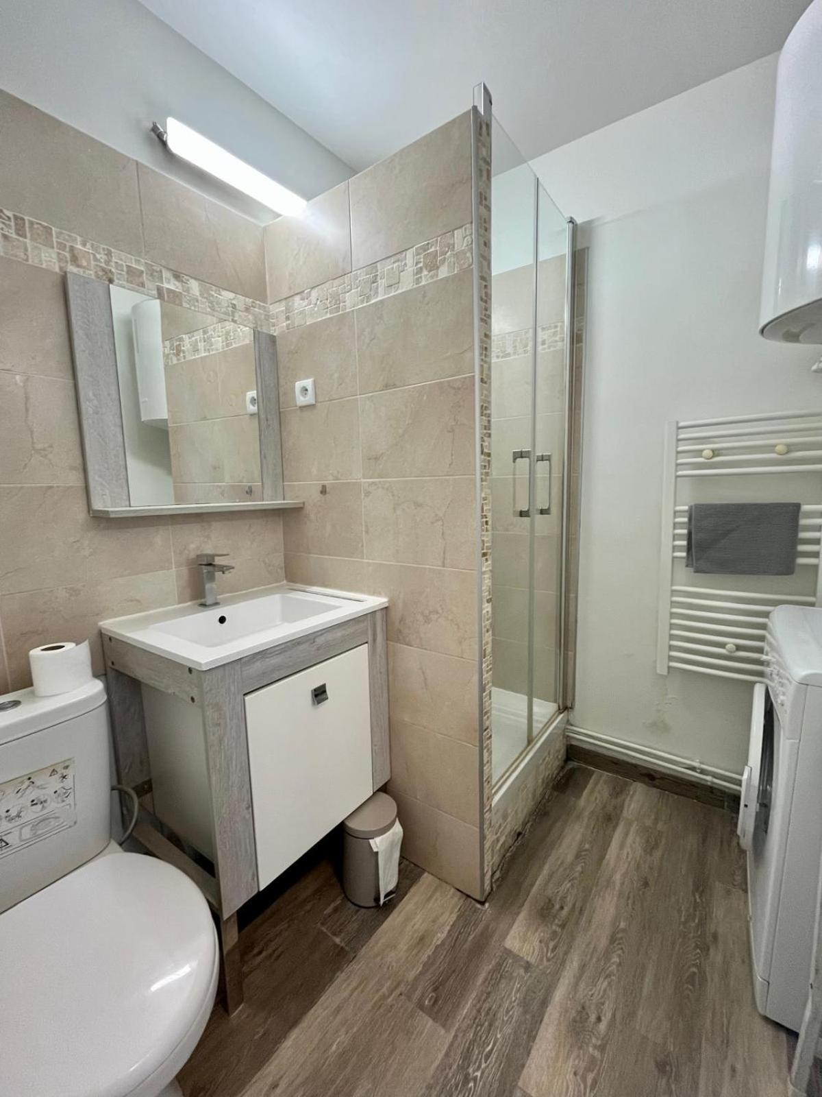 Appartement Vue Mer Et Marina, Loggia - Parking 쿠르쇨 쉬르 메르 외부 사진